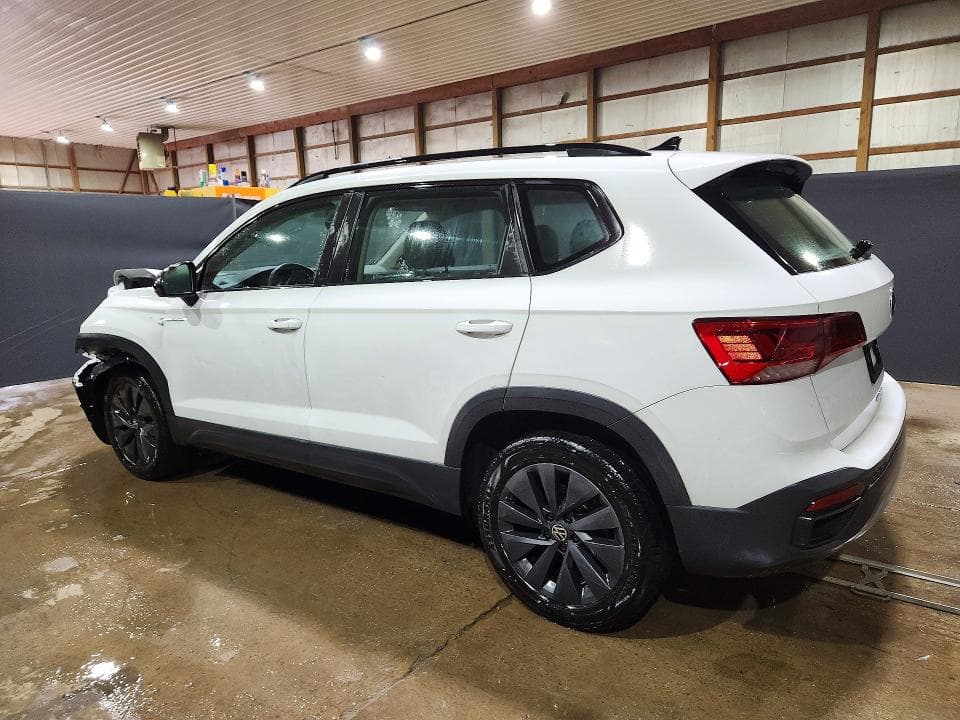 2024 VOLKSWAGEN TAOS S 2