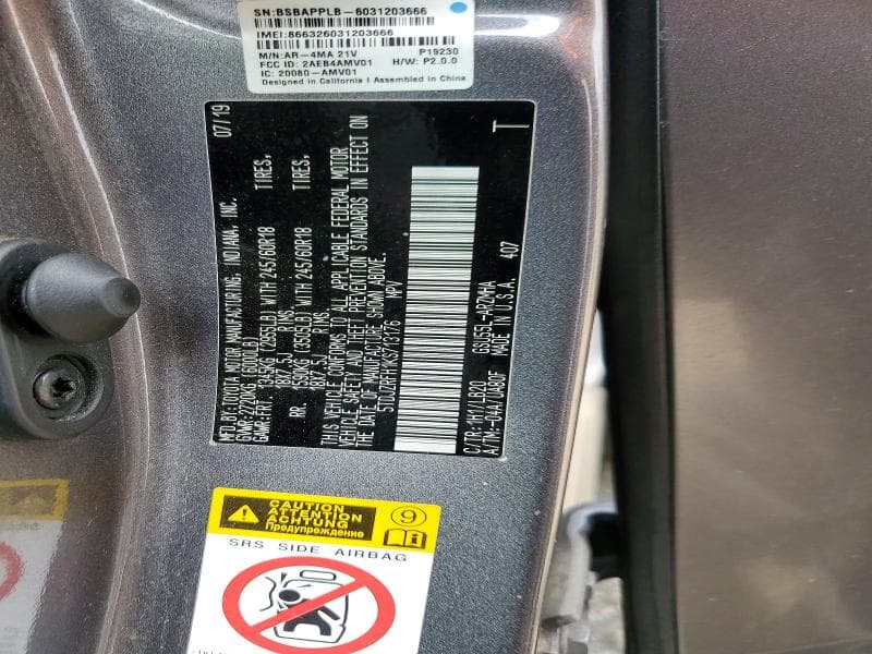 2019 TOYOTA HIGHLANDER XLE 12