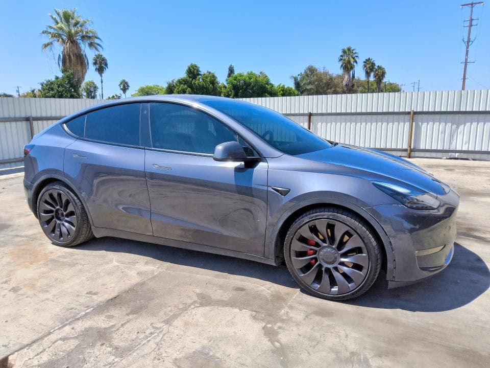 2021 TESLA MODEL Y 4