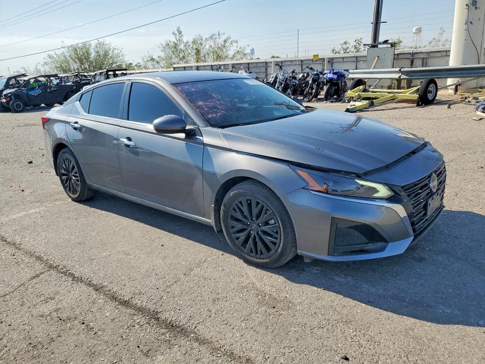 2025 NISSAN ALTIMA SV 4