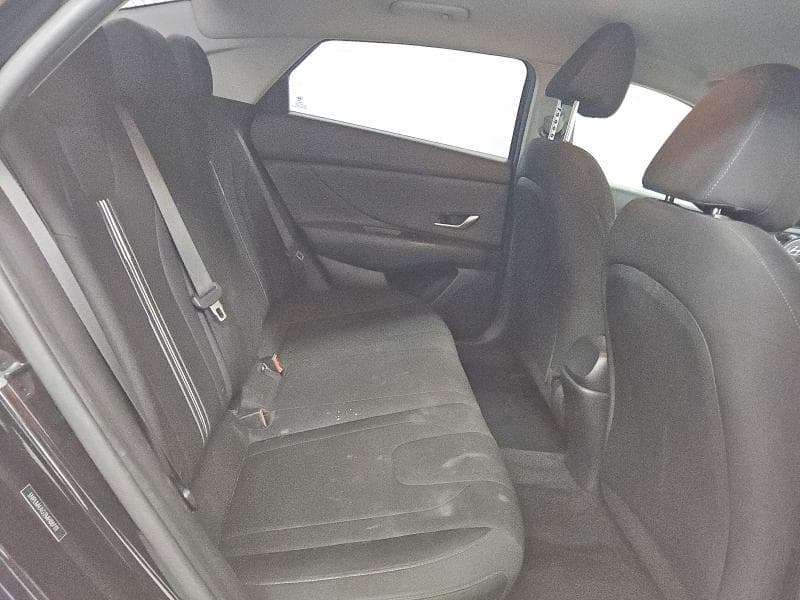 2021 HYUNDAI ELANTRA SEL 10