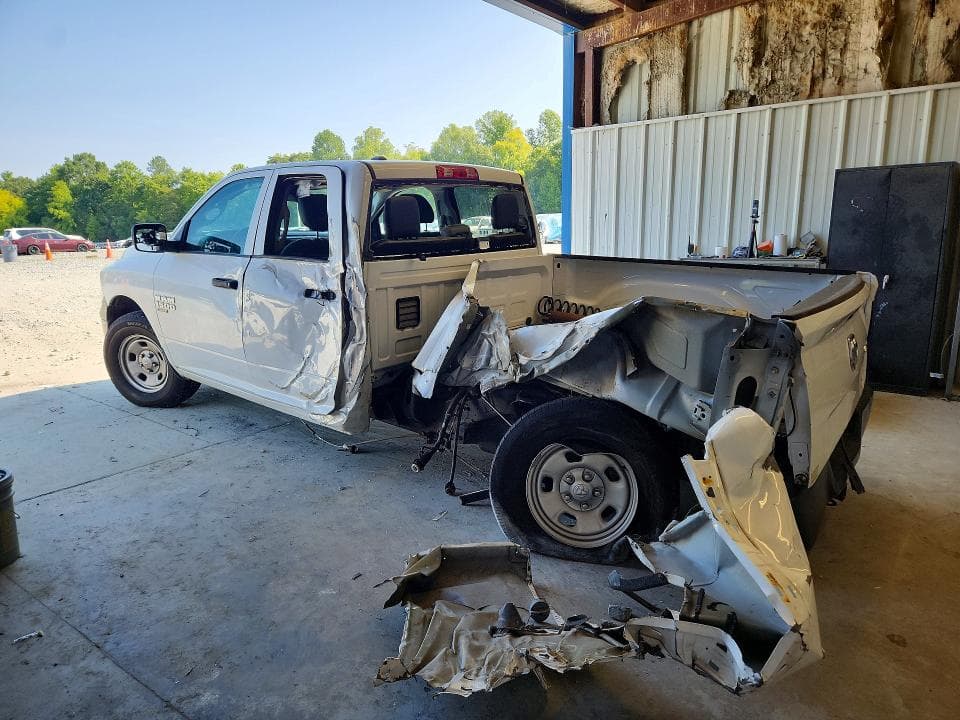 2022 RAM 1500 CLASSIC TRADESMAN 2