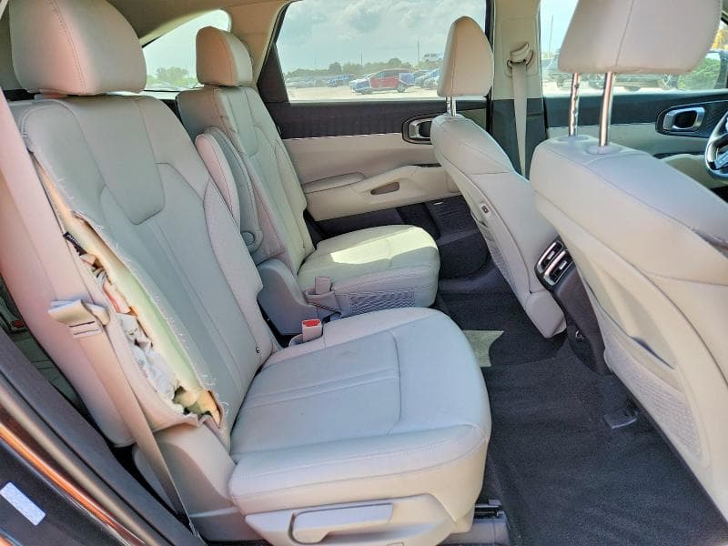 2026 KIA SORENTO EX 11