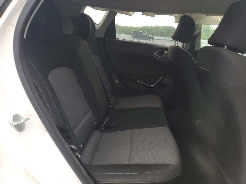 2021 KIA SOUL S 11