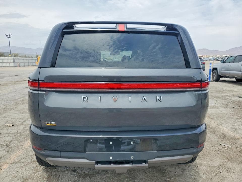 2027 RIVIAN R2 PERFORMANCE 6