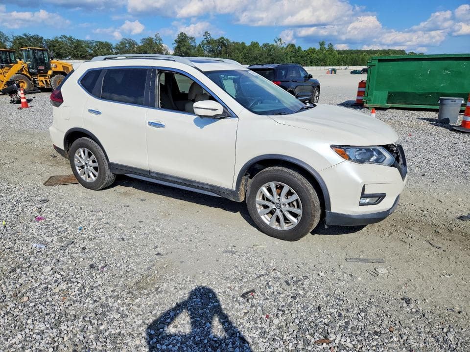 2018 NISSAN ROGUE SV 4