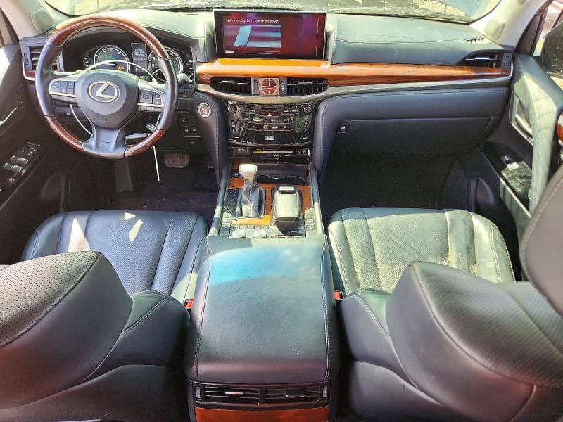 2017 LEXUS LX 570 8