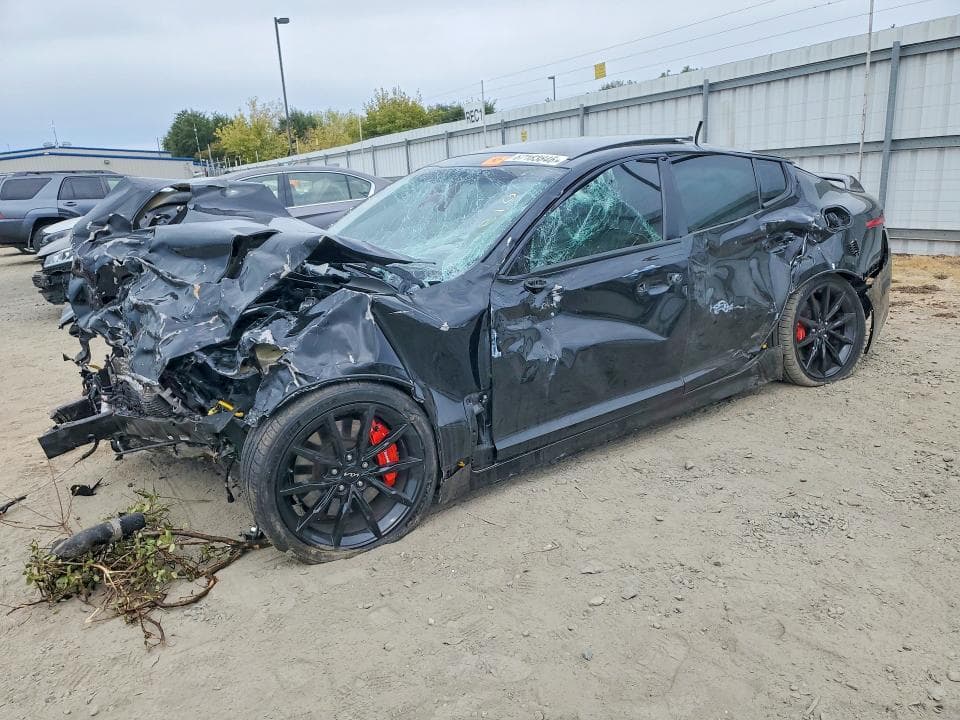 2022 KIA STINGER GT2