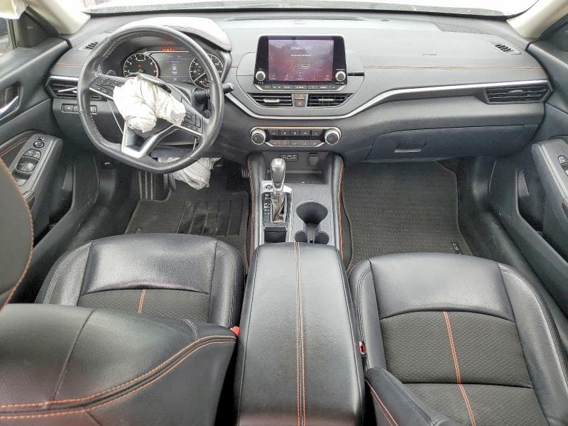 2022 NISSAN ALTIMA SR 8