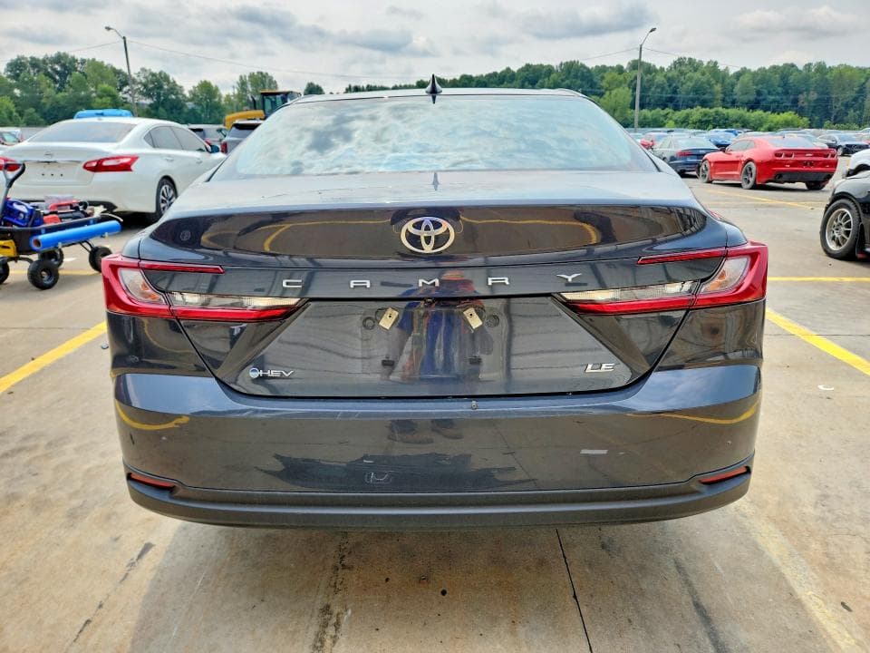 2025 TOYOTA CAMRY LE 6