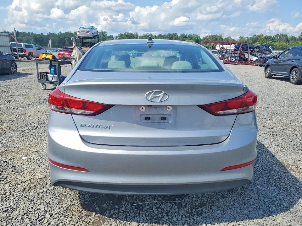 2017 HYUNDAI ELANTRA SE 6