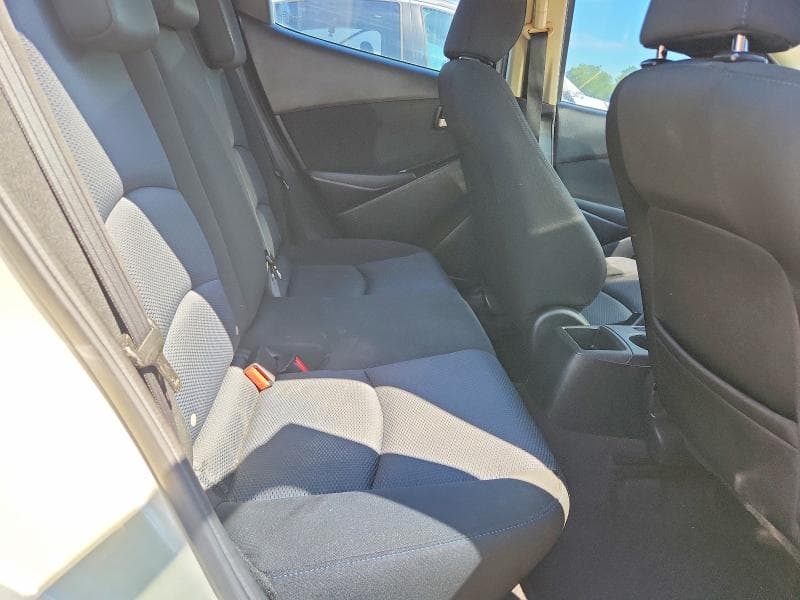 2019 TOYOTA YARIS L 10