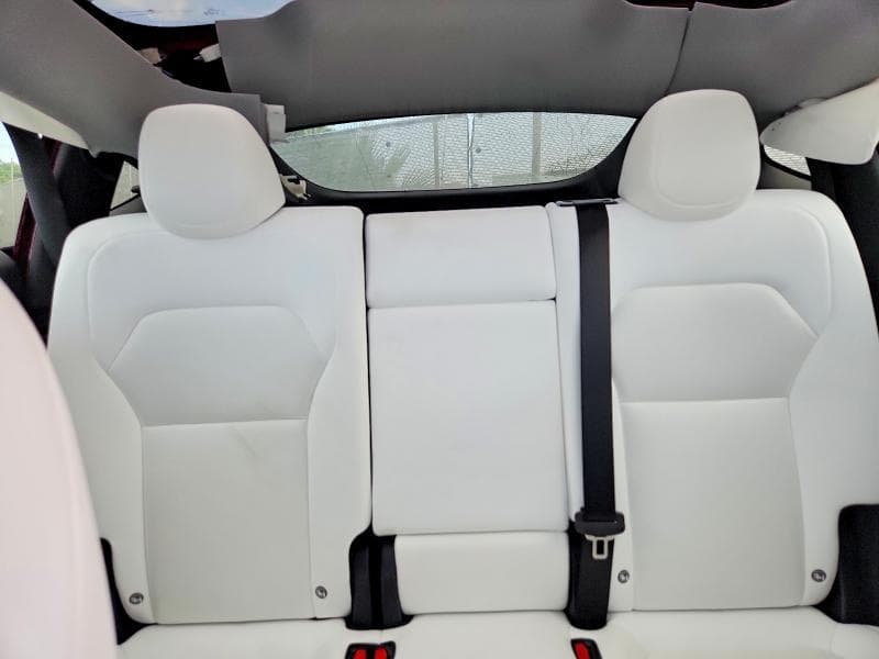 2026 TESLA MODEL  Y 10