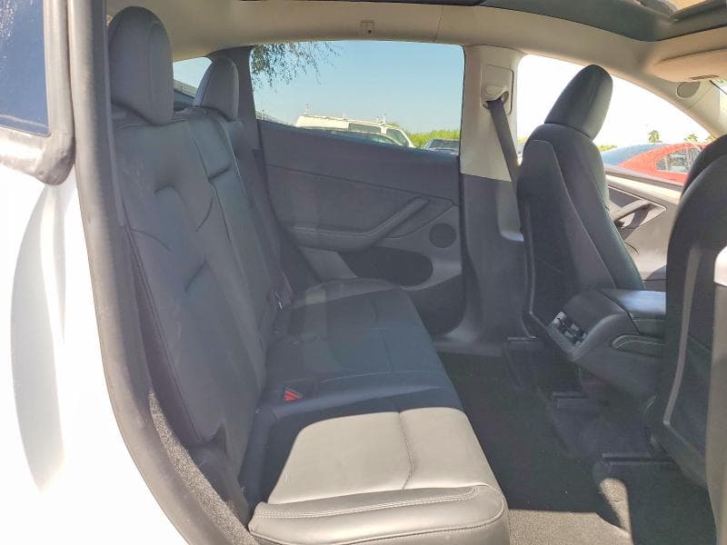 2022 TESLA MODEL Y 10