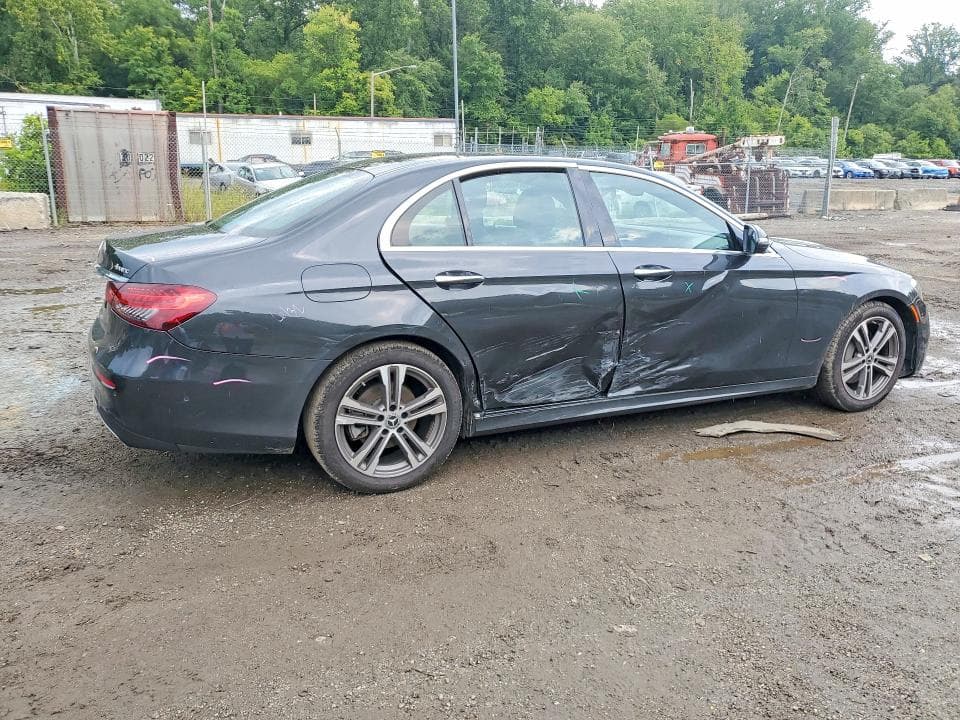 2021 MERCEDES-BENZ E 350 4MATIC 3