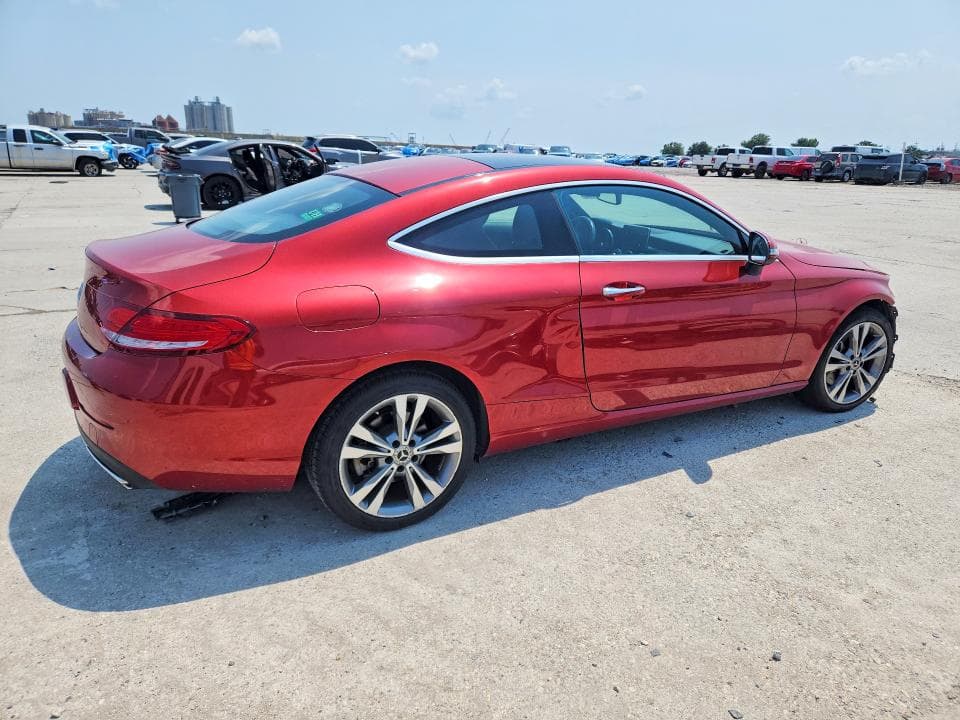 2018 MERCEDES-BENZ C 300 3
