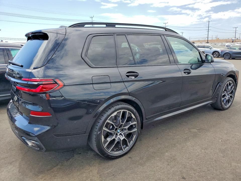 2025 BMW X7 XDRIVE40I 3