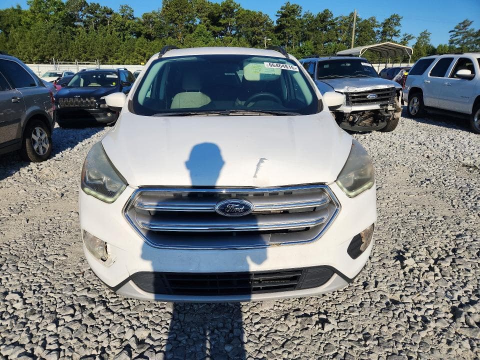 2017 FORD ESCAPE SE 5