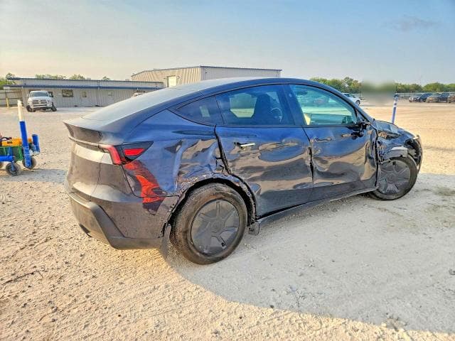 2026 TESLA MODEL Y 3