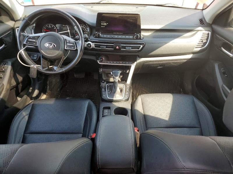 2021 KIA SELTOS EX 8