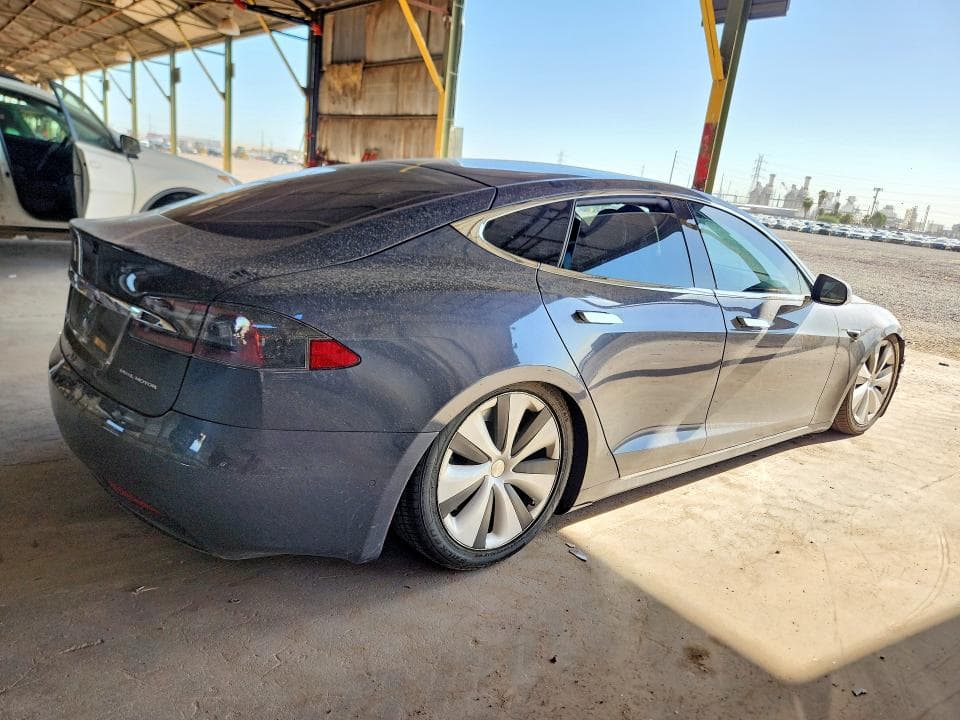 2020 TESLA MODEL S 3