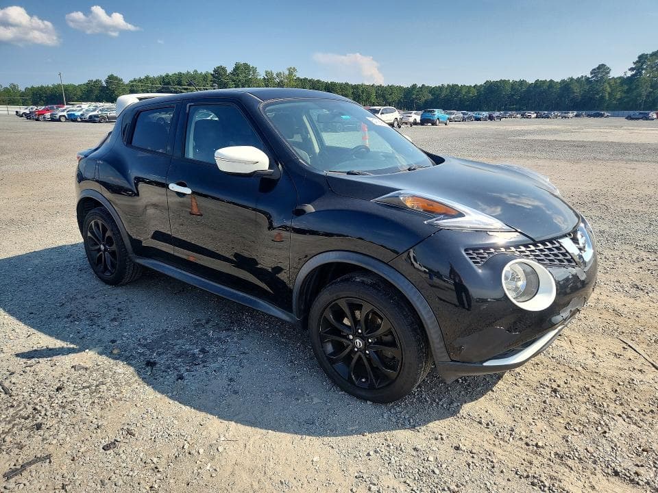 2017 NISSAN JUKE SV 4