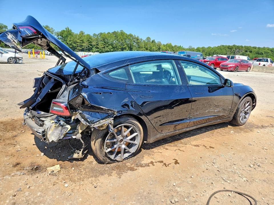 2023 TESLA MODEL 3 3