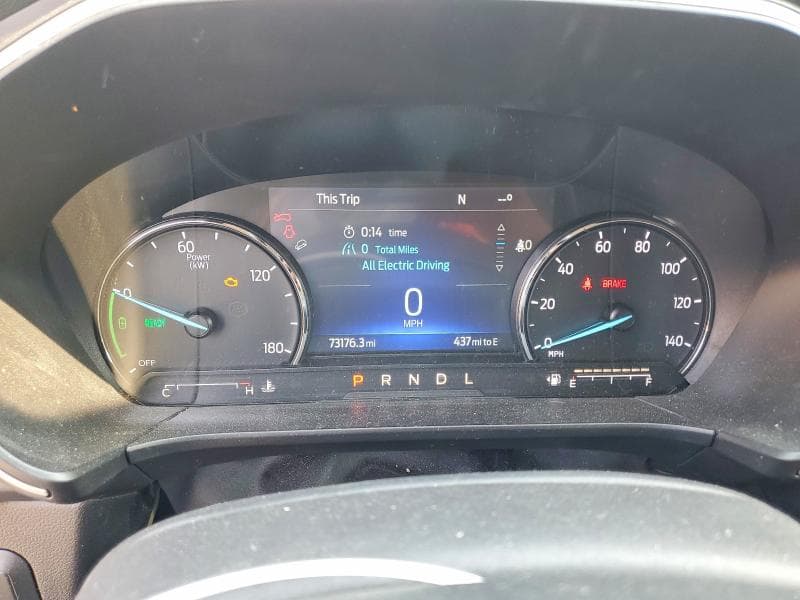 2021 FORD ESCAPE SE 9