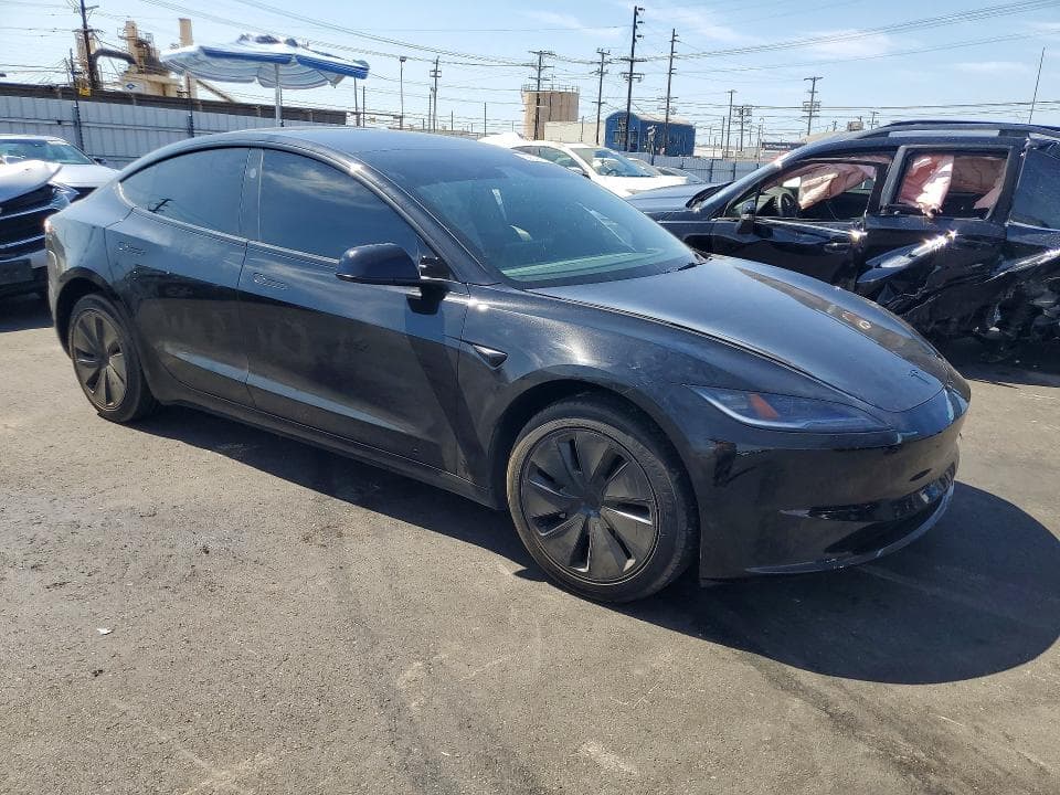 2026 TESLA MODEL 3 4