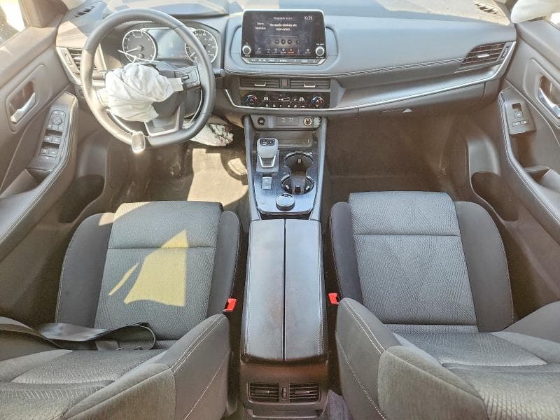 2025 NISSAN ROGUE SV 8