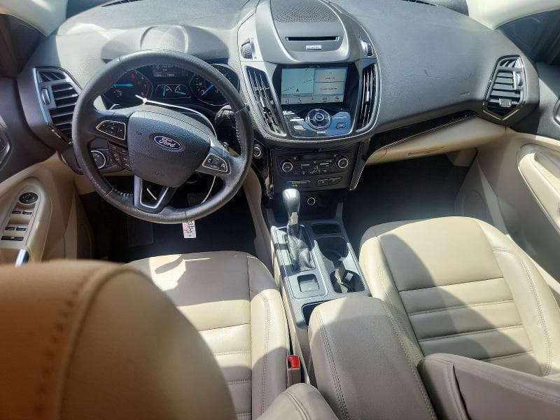 2017 FORD ESCAPE TITANIUM 8