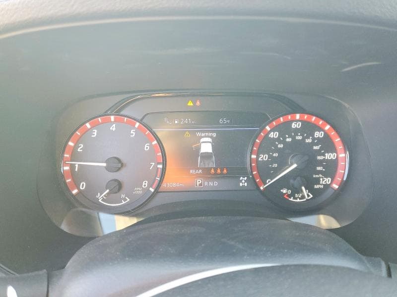 2024 NISSAN FRONTIER PRO-4X 9