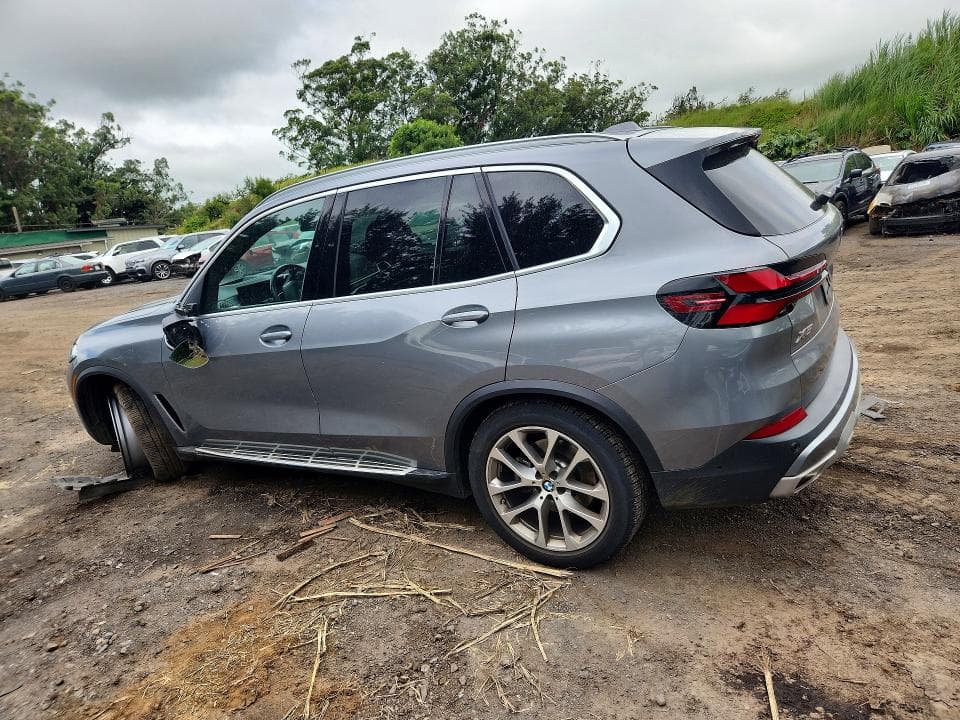 2025 BMW X5 XDRIVE40I 2