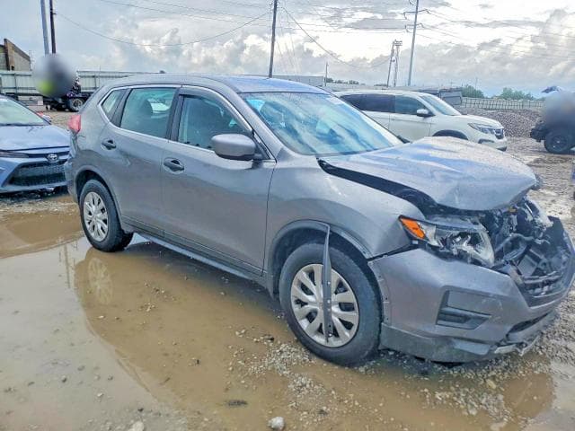 2018 NISSAN ROGUE S 4