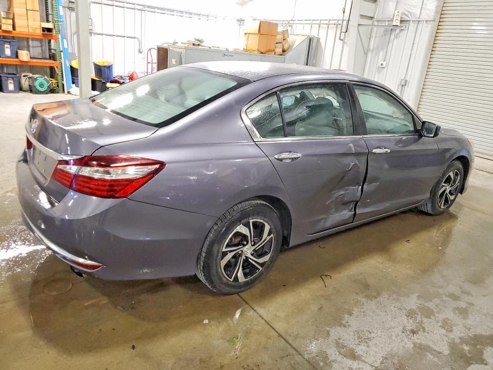 2017 HONDA ACCORD LX 3