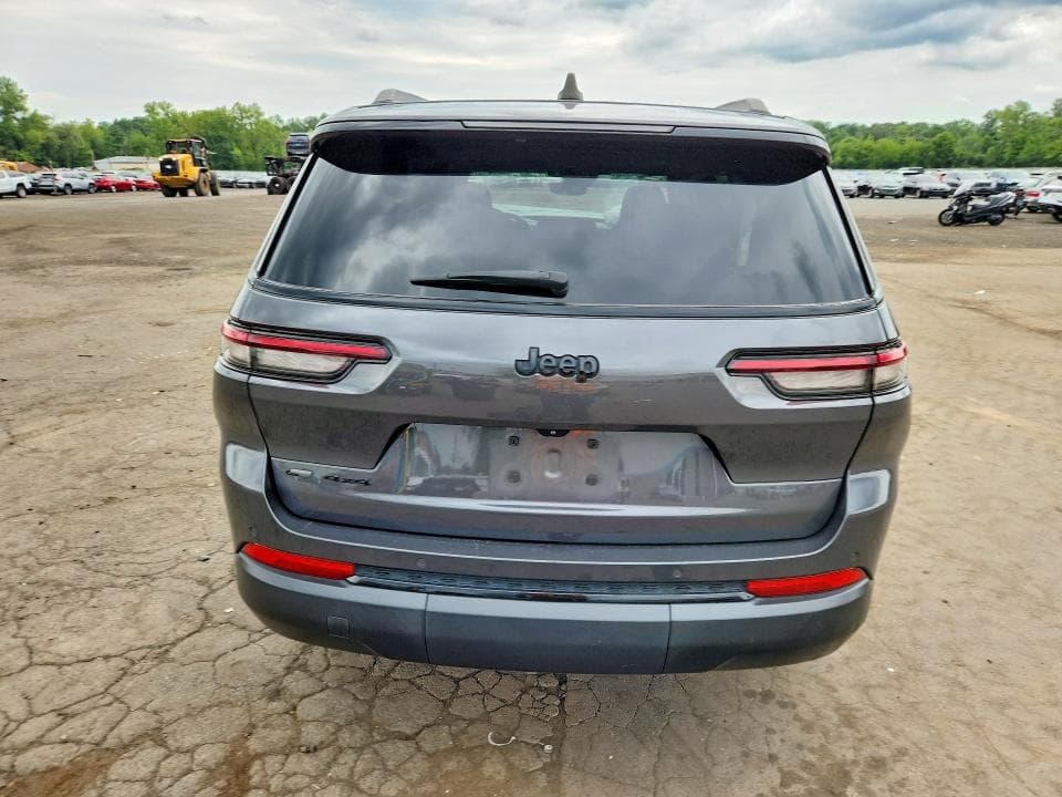 2022 JEEP GRAND CHEROKEE L LAREDO 6