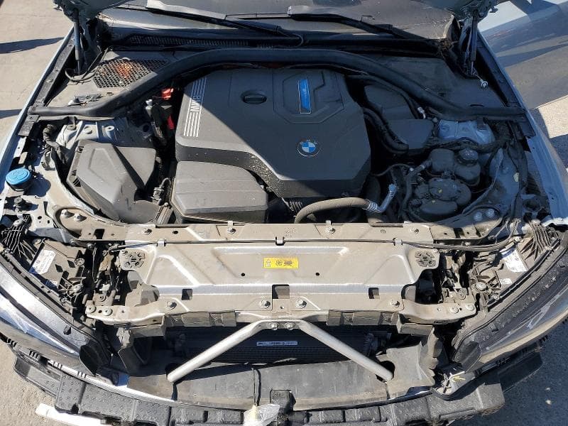2023 BMW 330E 11