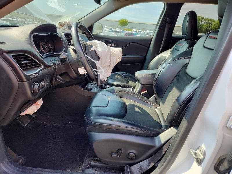 2019 JEEP CHEROKEE TRAILHAWK 7