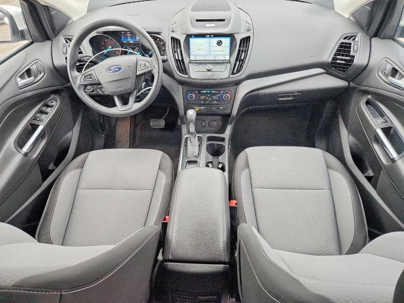 2017 FORD ESCAPE SE 8