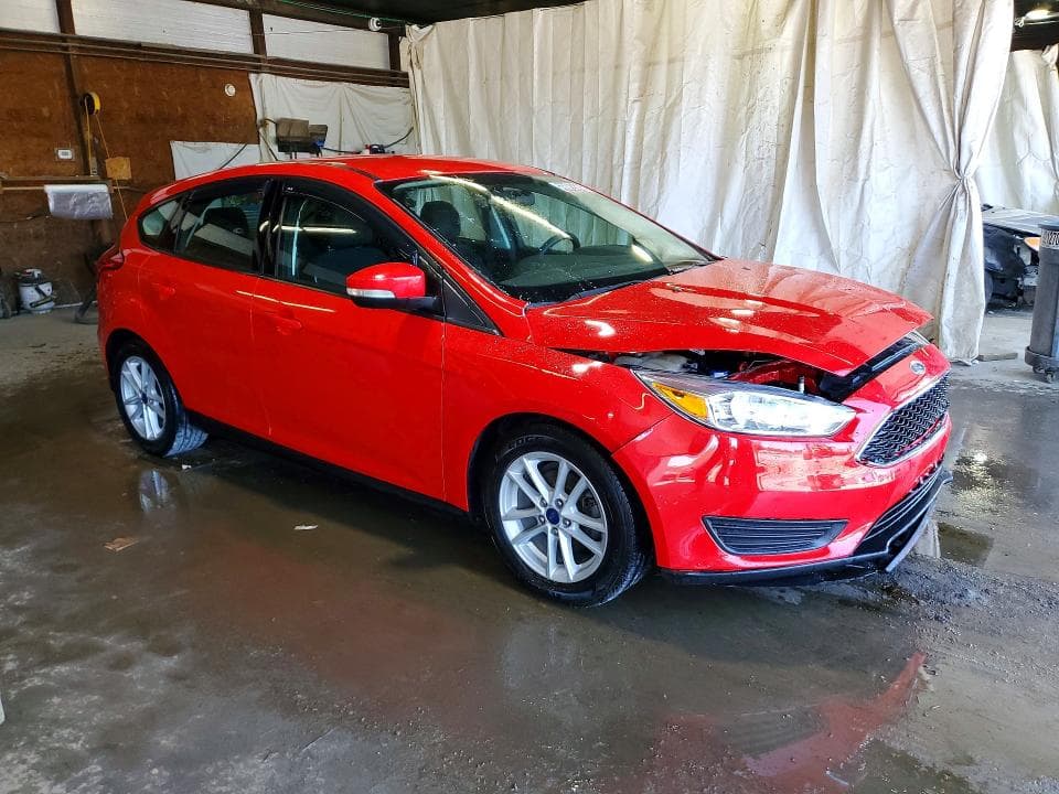 2017 FORD FOCUS SE 4