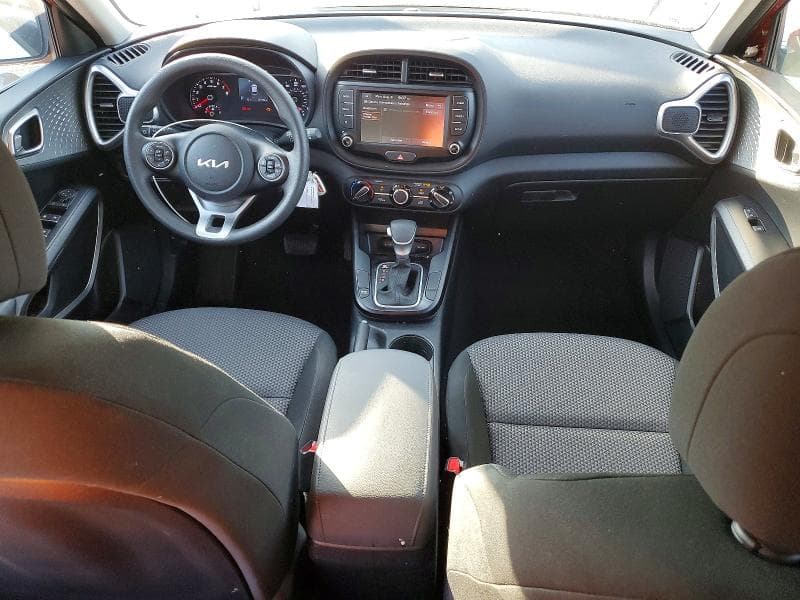 2022 KIA SOUL LX 8