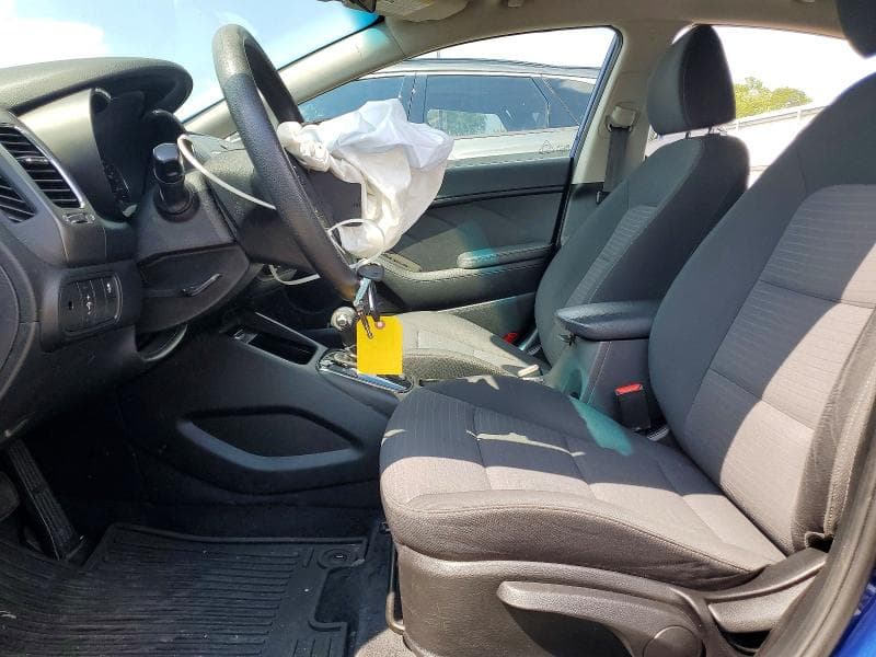 2018 KIA FORTE LX 7
