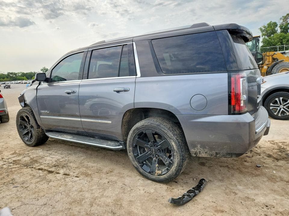 2018 GMC YUKON DENALI 2