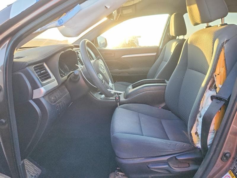 2018 TOYOTA HIGHLANDER LE 7