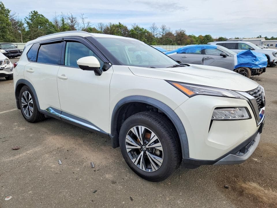 2021 NISSAN ROGUE SV 4