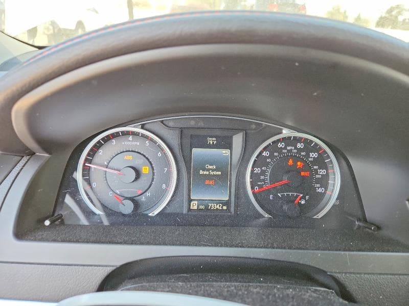 2017 TOYOTA CAMRY SE 9