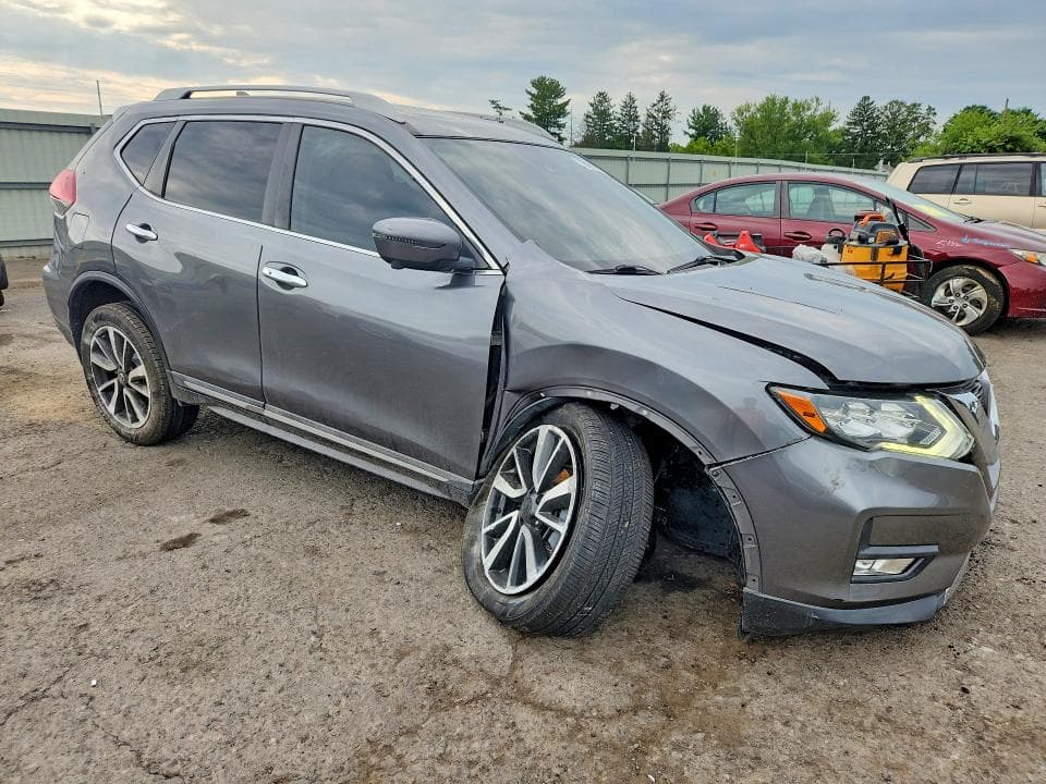 2019 NISSAN ROGUE SL 4