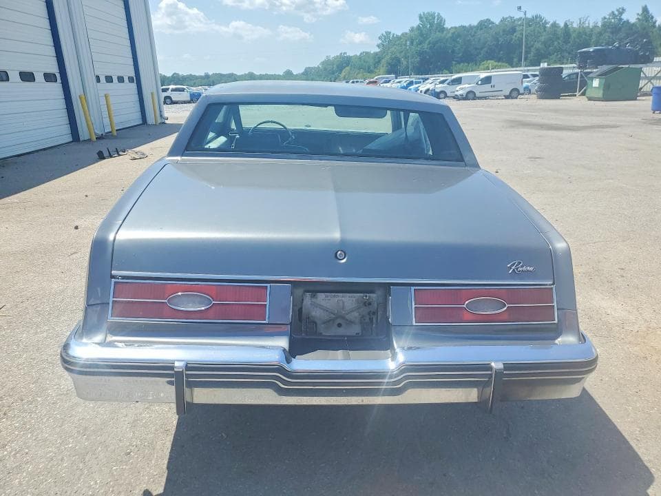 1985 BUICK RIVIERA 6