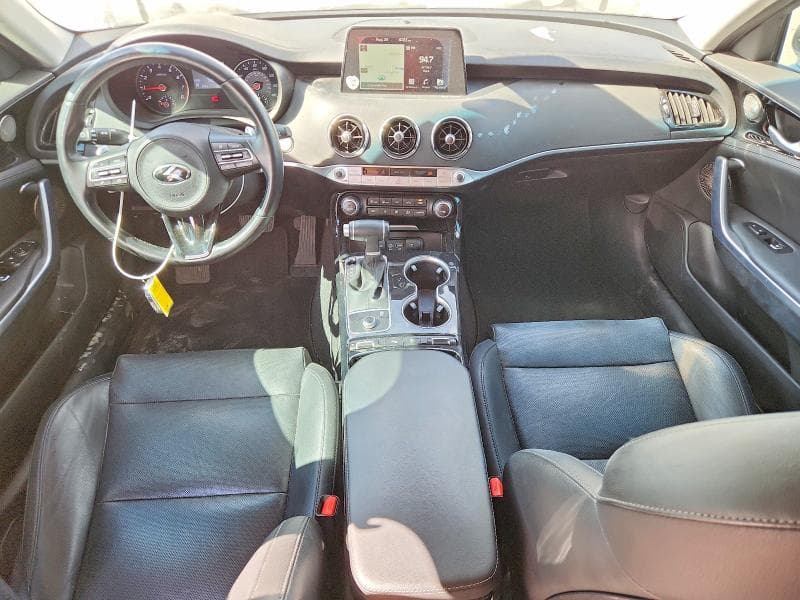 2019 KIA STINGER BASE 8
