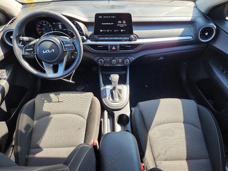 2023 KIA FORTE LXS 8